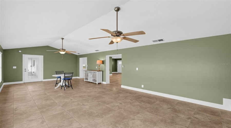 Lake Placid, Florida 33852, 3 Bedroom Bedrooms, ,3 Bathroombathrooms,Residential,For Sale,Mandolin,0,Mfro6436482