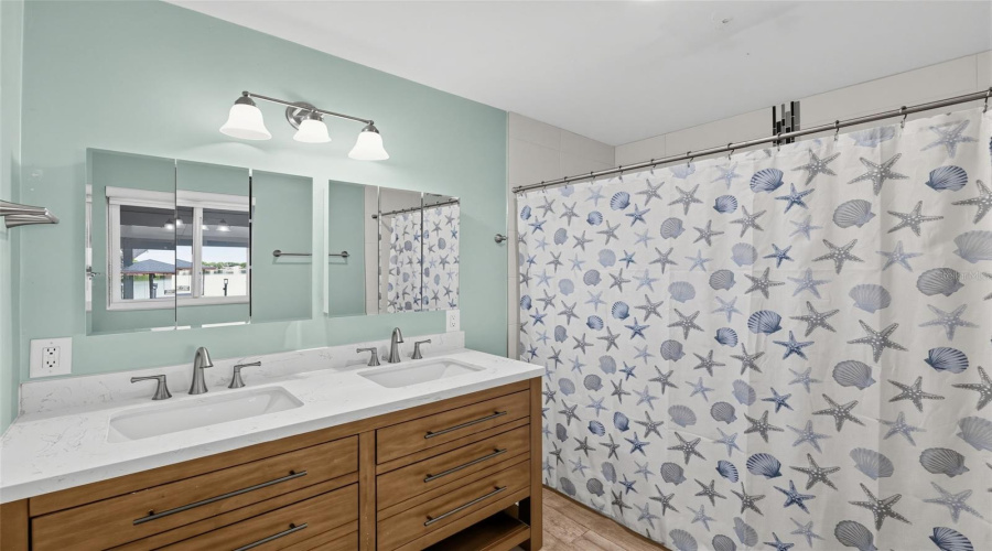 Lake Placid, Florida 33852, 3 Bedroom Bedrooms, ,3 Bathroombathrooms,Residential,For Sale,Mandolin,0,Mfro6436482