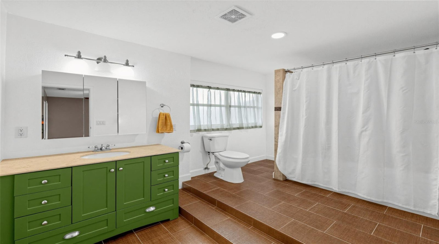 Lake Placid, Florida 33852, 3 Bedroom Bedrooms, ,3 Bathroombathrooms,Residential,For Sale,Mandolin,0,Mfro6436482