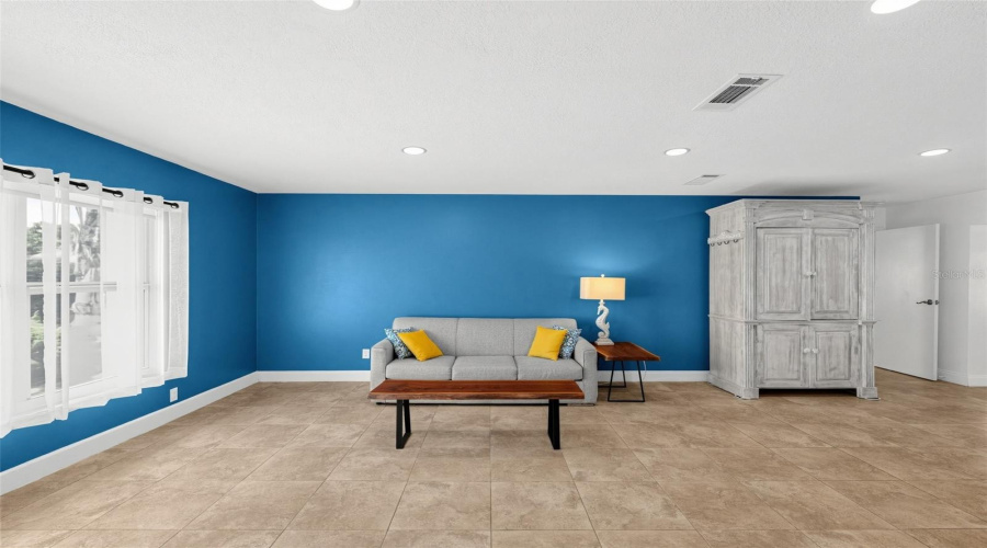 Lake Placid, Florida 33852, 3 Bedroom Bedrooms, ,3 Bathroombathrooms,Residential,For Sale,Mandolin,0,Mfro6436482