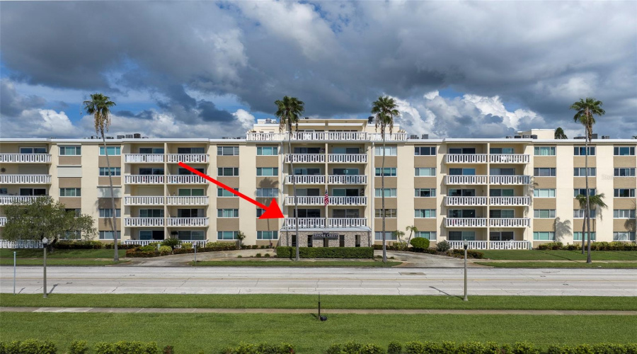 St Petersburg, Florida 33701, 1 Bedroom Bedrooms, ,1 Bathroombathrooms,Residential,For Sale,Shore,0,Mfrtb8542570