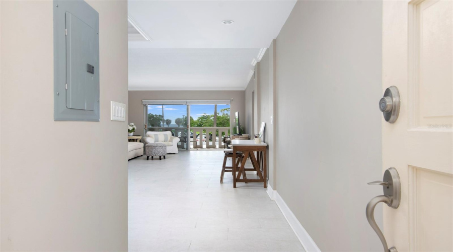 St Petersburg, Florida 33701, 1 Bedroom Bedrooms, ,1 Bathroombathrooms,Residential,For Sale,Shore,0,Mfrtb8542570