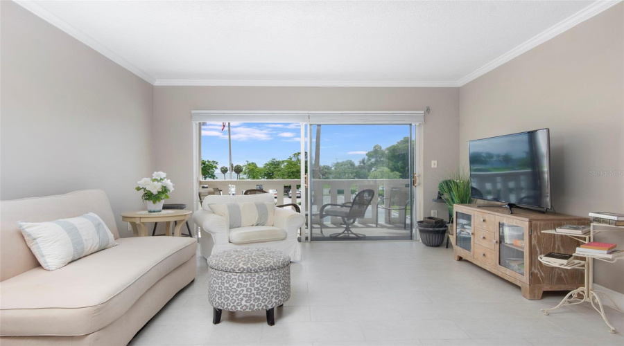 St Petersburg, Florida 33701, 1 Bedroom Bedrooms, ,1 Bathroombathrooms,Residential,For Sale,Shore,0,Mfrtb8542570