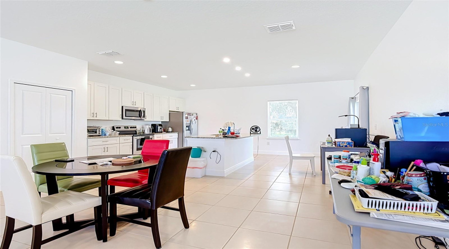 Poinciana, Florida 34759, 3 Bedroom Bedrooms, ,2 Bathroombathrooms,Residential,For Sale,Clearwater,0,Mfro6436539