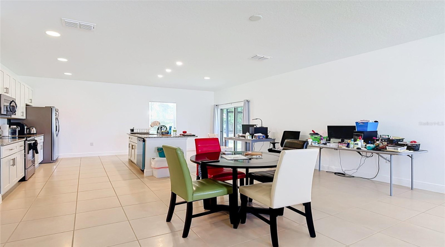 Poinciana, Florida 34759, 3 Bedroom Bedrooms, ,2 Bathroombathrooms,Residential,For Sale,Clearwater,0,Mfro6436539