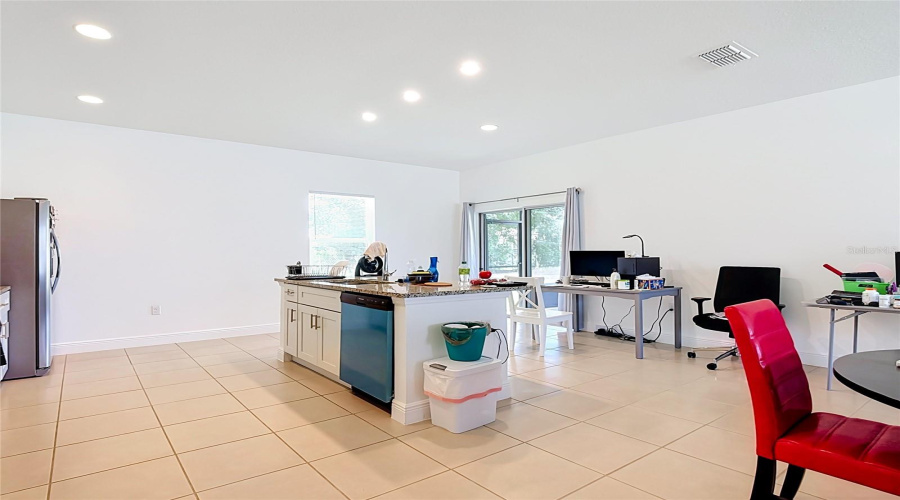 Poinciana, Florida 34759, 3 Bedroom Bedrooms, ,2 Bathroombathrooms,Residential,For Sale,Clearwater,0,Mfro6436539