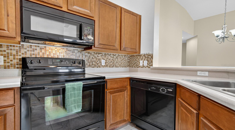 Riverview, Florida 33578, 2 Bedroom Bedrooms, ,2 Bathroombathrooms,Residential,For Sale,Moonlit Meadows,0,Mfrtb8542644