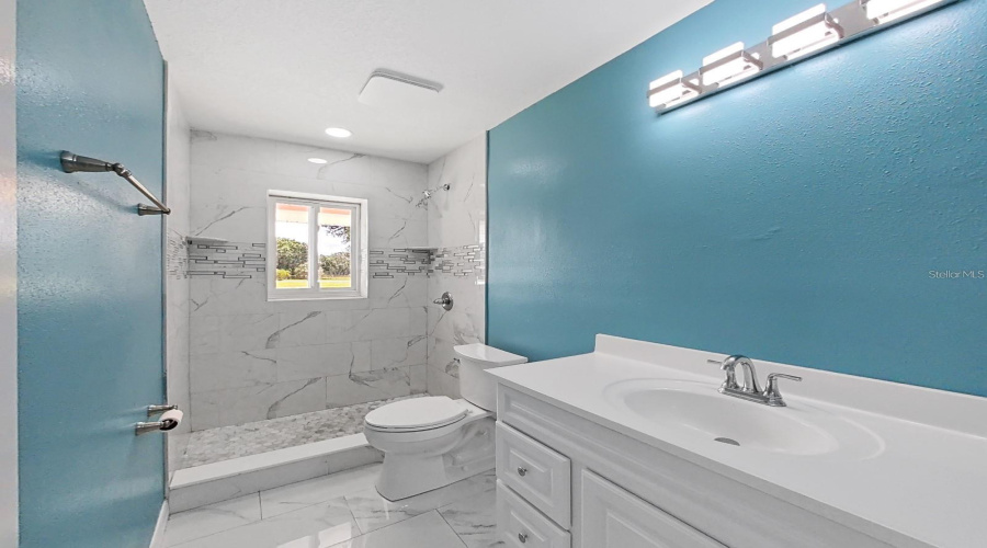 Ruskin, Florida 33570, 3 Bedroom Bedrooms, ,2 Bathroombathrooms,Residential,For Sale,33Rd,0,Mfrtb8542653