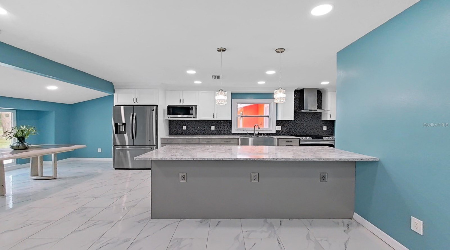 Ruskin, Florida 33570, 3 Bedroom Bedrooms, ,2 Bathroombathrooms,Residential,For Sale,33Rd,0,Mfrtb8542653