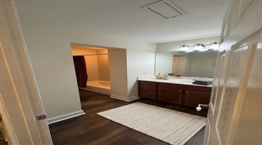 Osprey, Florida 34229, 3 Bedroom Bedrooms, ,2 Bathroombathrooms,Residential,For Sale,Beachcomber,0,Mfrw7888943