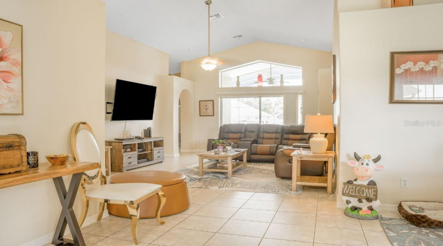 Kissimmee, Florida 34747, 4 Bedroom Bedrooms, ,3 Bathroombathrooms,Residential,For Sale,Luiseno,0,Mfro6436610