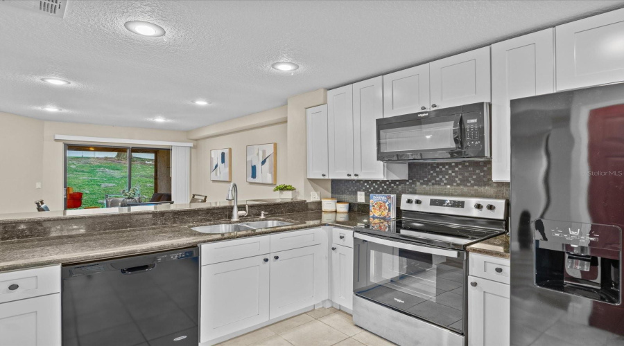 Altamonte Springs, Florida 32714, 3 Bedroom Bedrooms, ,2 Bathroombathrooms,Residential,For Sale,Olive Tree,0,Mfro6436851