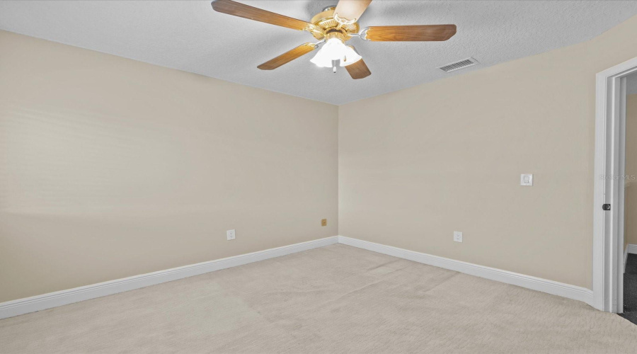 Altamonte Springs, Florida 32714, 3 Bedroom Bedrooms, ,2 Bathroombathrooms,Residential,For Sale,Olive Tree,0,Mfro6436851