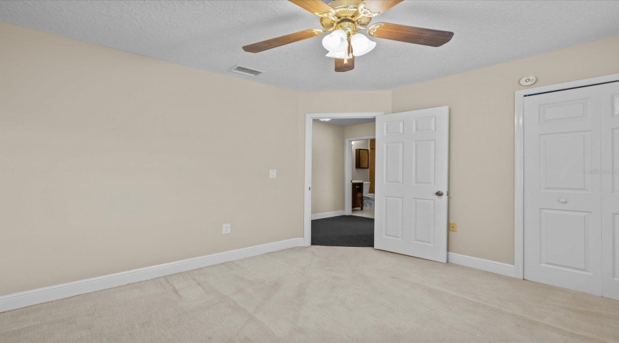 Altamonte Springs, Florida 32714, 3 Bedroom Bedrooms, ,2 Bathroombathrooms,Residential,For Sale,Olive Tree,0,Mfro6436851