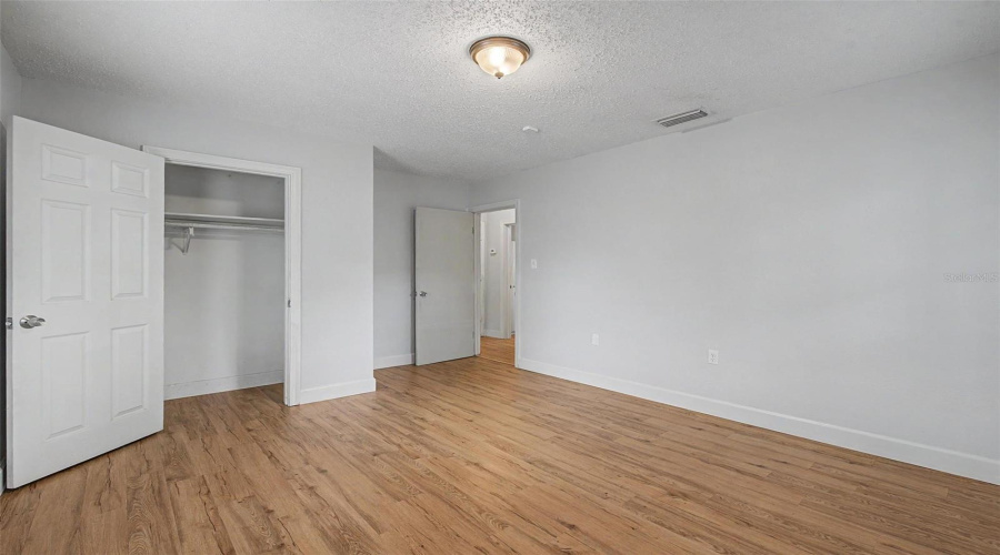Tampa, Florida 33611, 2 Bedroom Bedrooms, ,1 Bathroombathrooms,Residential,For Sale,Hartnett,0,Mfrtb8542863