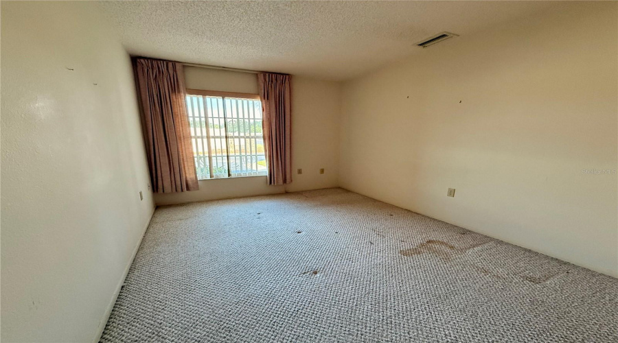 New Port Richey, Florida 34653, 2 Bedroom Bedrooms, ,1 Bathroombathrooms,Residential,For Sale,Chesham,0,Mfrtb8535656