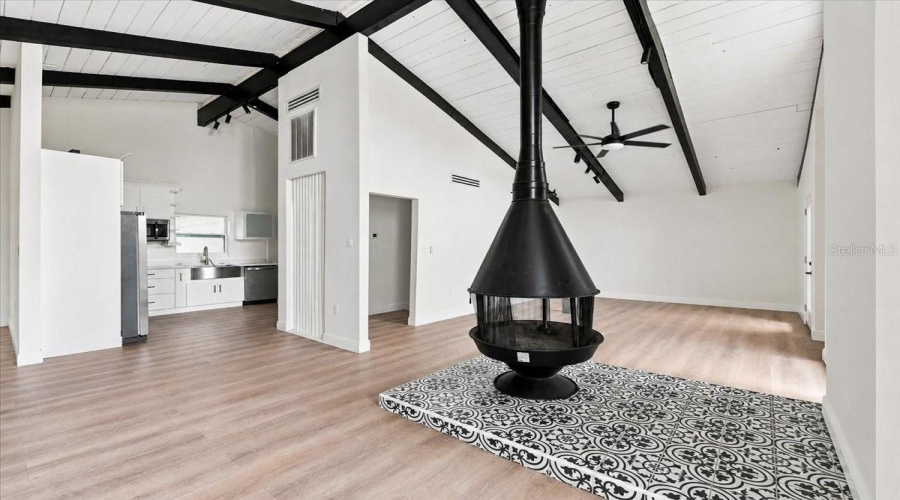 Lakeland, Florida 33813, 4 Bedroom Bedrooms, ,2 Bathroombathrooms,Residential,For Sale,Park,0,Mfrl4964602
