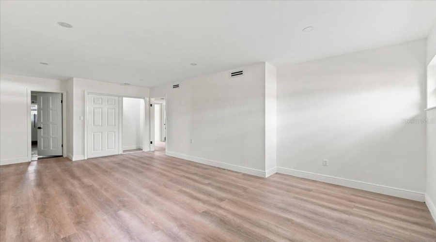 Lakeland, Florida 33813, 4 Bedroom Bedrooms, ,2 Bathroombathrooms,Residential,For Sale,Park,0,Mfrl4964602