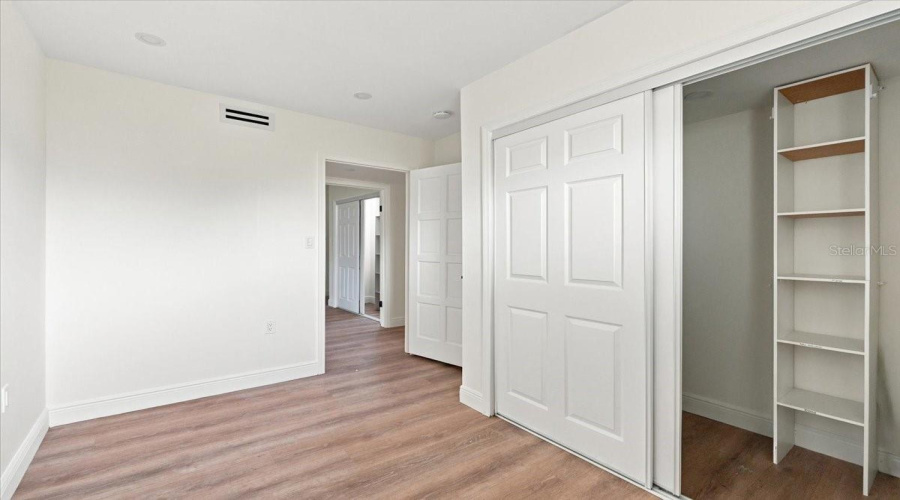 Lakeland, Florida 33813, 4 Bedroom Bedrooms, ,2 Bathroombathrooms,Residential,For Sale,Park,0,Mfrl4964602