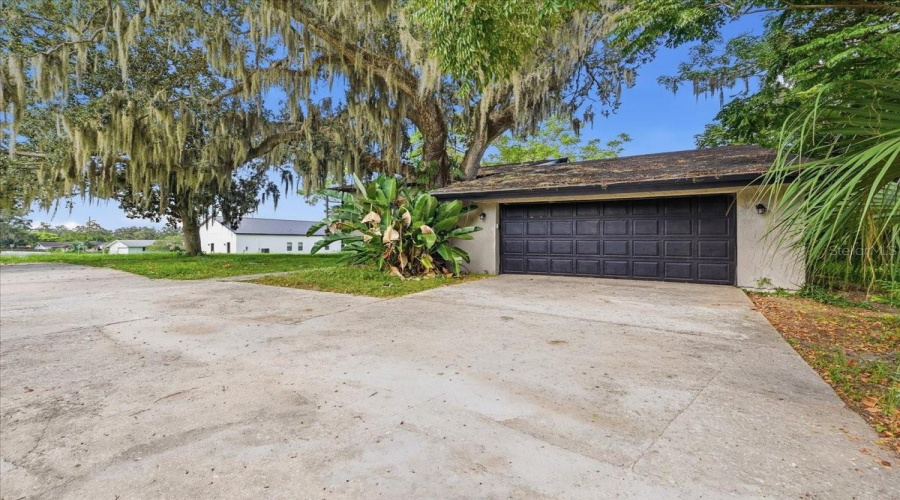 Lakeland, Florida 33813, 4 Bedroom Bedrooms, ,2 Bathroombathrooms,Residential,For Sale,Park,0,Mfrl4964602