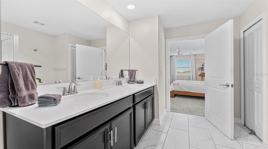 Davenport, Florida 33896, 7 Bedroom Bedrooms, ,5 Bathroombathrooms,Residential,For Sale,Sommerset Hills,0,Mfro6436920