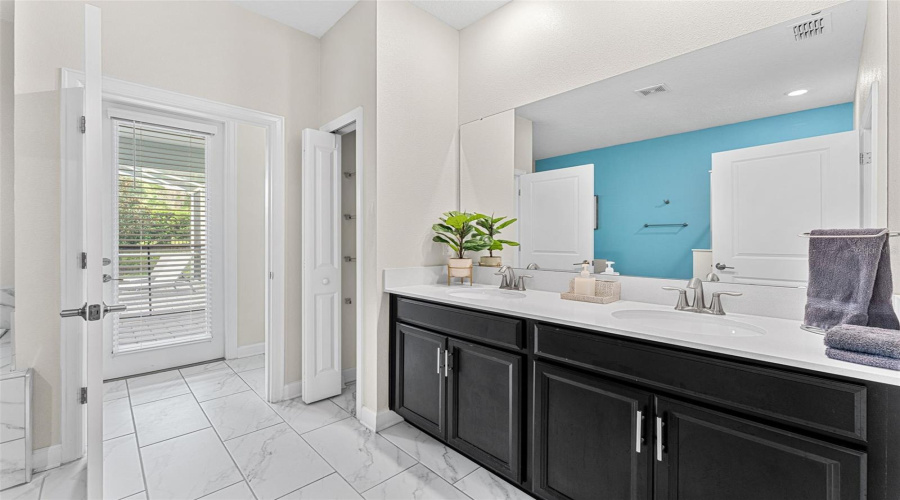 Davenport, Florida 33896, 7 Bedroom Bedrooms, ,5 Bathroombathrooms,Residential,For Sale,Sommerset Hills,0,Mfro6436920