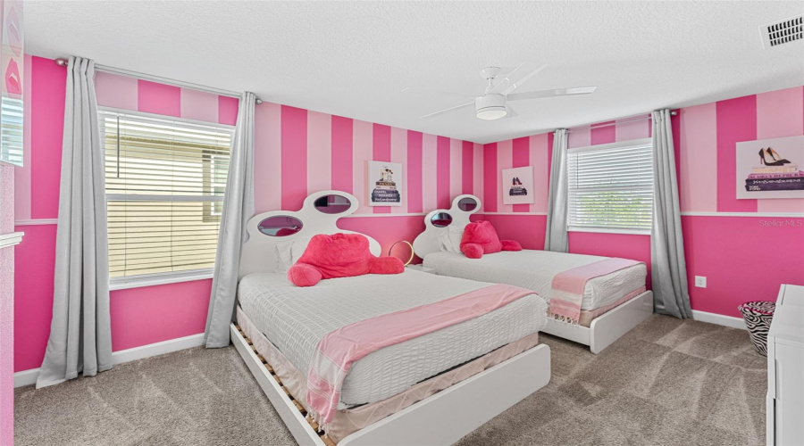 Davenport, Florida 33896, 7 Bedroom Bedrooms, ,5 Bathroombathrooms,Residential,For Sale,Sommerset Hills,0,Mfro6436920