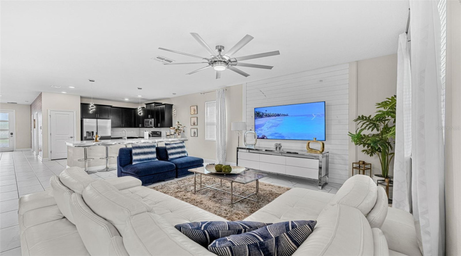 Davenport, Florida 33896, 7 Bedroom Bedrooms, ,5 Bathroombathrooms,Residential,For Sale,Sommerset Hills,0,Mfro6436920