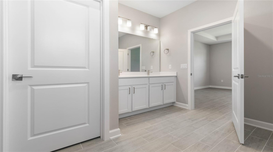 North Port, Florida 34288, 3 Bedroom Bedrooms, ,2 Bathroombathrooms,Residential,For Sale,Fergus,0,Mfra4704063