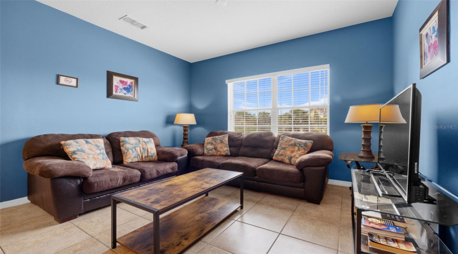 Kissimmee, Florida 34747, 2 Bedroom Bedrooms, ,2 Bathroombathrooms,Residential,For Sale,Oakwater,0,Mfrs5156392