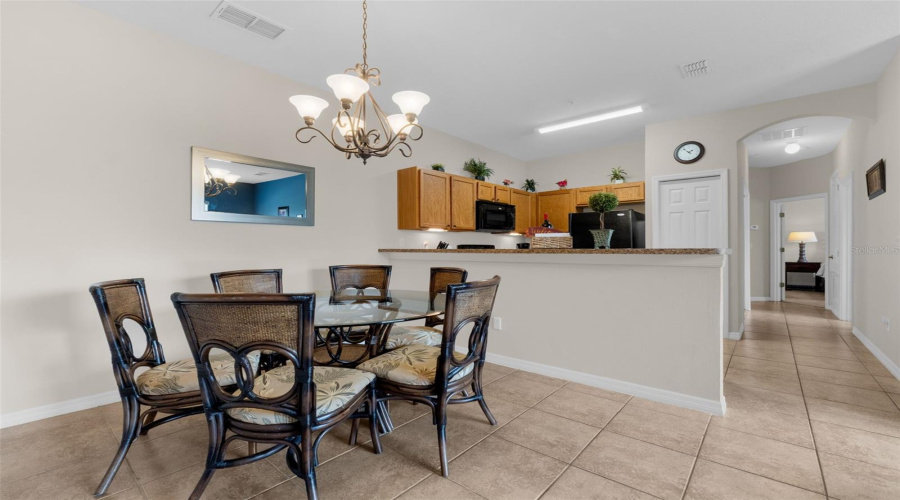 Kissimmee, Florida 34747, 2 Bedroom Bedrooms, ,2 Bathroombathrooms,Residential,For Sale,Oakwater,0,Mfrs5156392