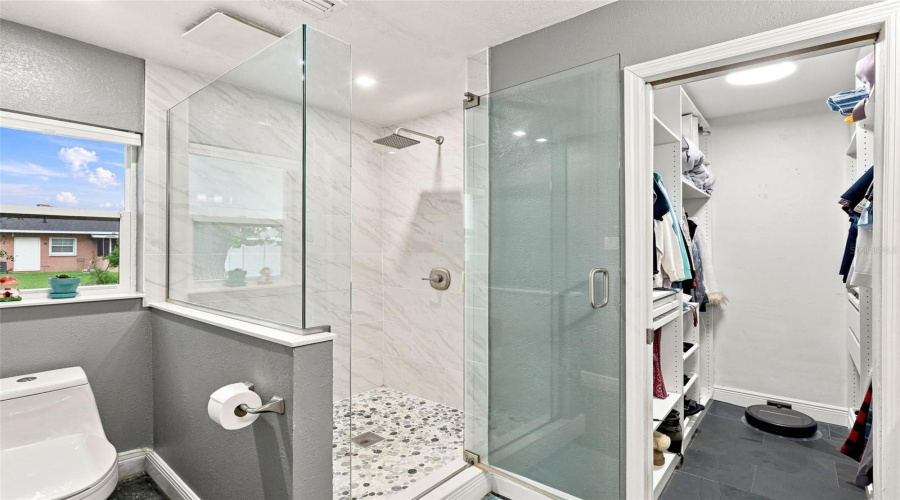 Orlando, Florida 32827, 3 Bedroom Bedrooms, ,2 Bathroombathrooms,Residential,For Sale,Oak Bluff,0,Mfro6436832