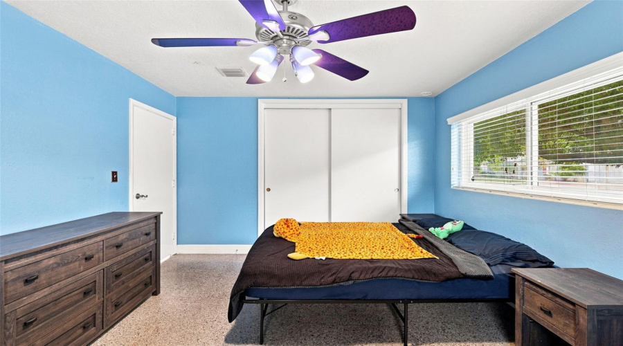 Orlando, Florida 32827, 3 Bedroom Bedrooms, ,2 Bathroombathrooms,Residential,For Sale,Oak Bluff,0,Mfro6436832