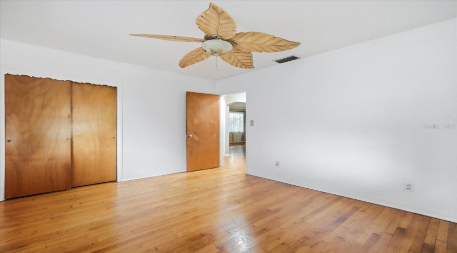 St Petersburg, Florida 33713, 2 Bedroom Bedrooms, ,2 Bathroombathrooms,Residential,For Sale,25Th,0,Mfrtb8542572