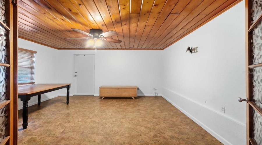 St Petersburg, Florida 33713, 2 Bedroom Bedrooms, ,2 Bathroombathrooms,Residential,For Sale,25Th,0,Mfrtb8542572
