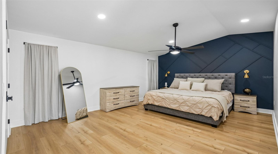 Seminole, Florida 33772, 3 Bedroom Bedrooms, ,2 Bathroombathrooms,Residential,For Sale,Temple,0,Mfrtb8541335