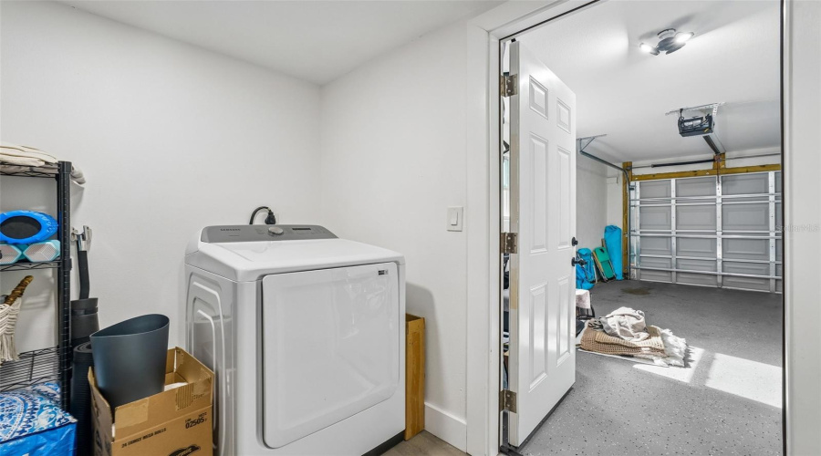 Seminole, Florida 33772, 3 Bedroom Bedrooms, ,2 Bathroombathrooms,Residential,For Sale,Temple,0,Mfrtb8541335