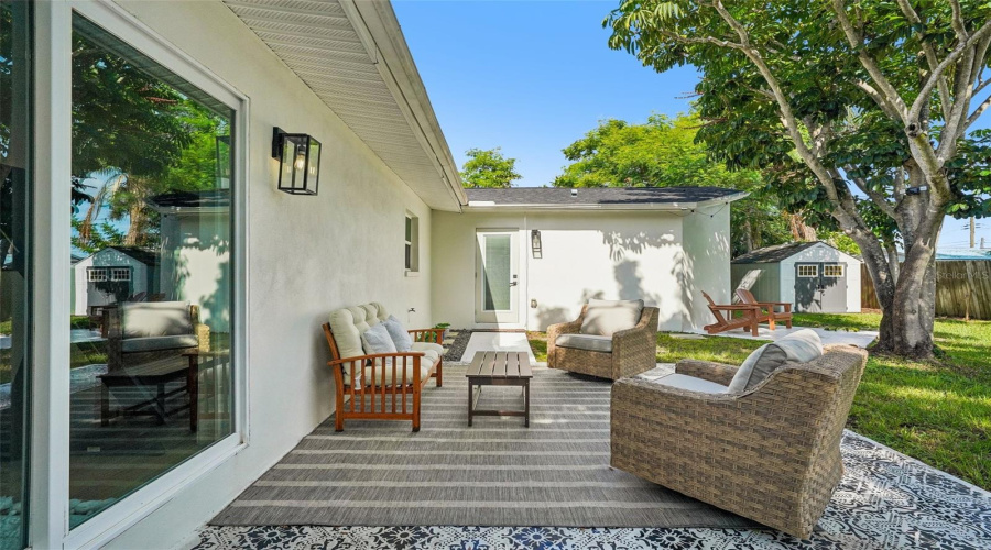 Seminole, Florida 33772, 3 Bedroom Bedrooms, ,2 Bathroombathrooms,Residential,For Sale,Temple,0,Mfrtb8541335