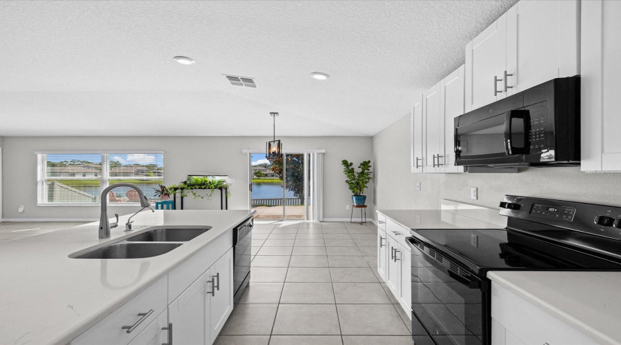Ruskin, Florida 33573, 4 Bedroom Bedrooms, ,2 Bathroombathrooms,Residential,For Sale,Wicked Strong,0,Mfrtb8542626