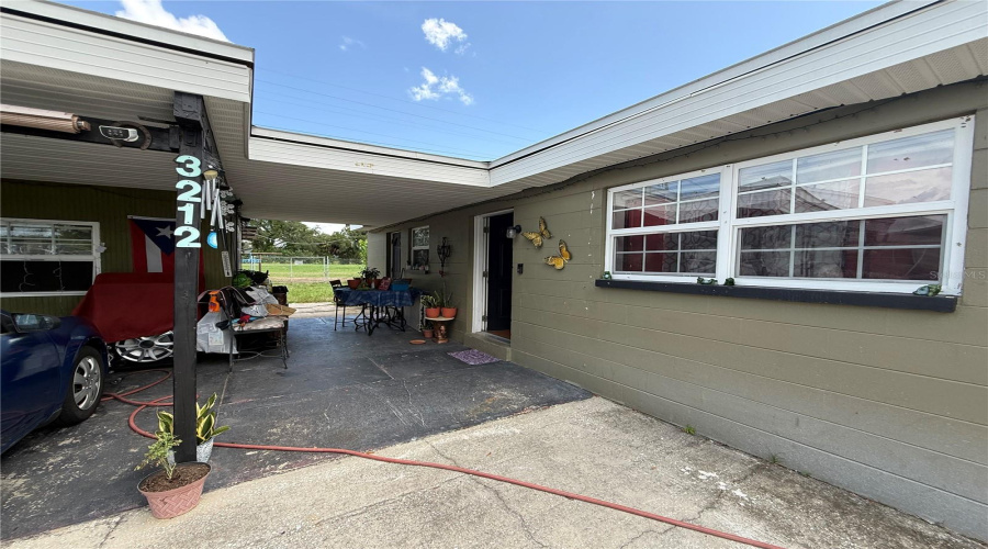 Tampa, Florida 33619, 3 Bedroom Bedrooms, ,1 Bathroombathrooms,Residential,For Sale,Welborn,0,Mfrtb8542736