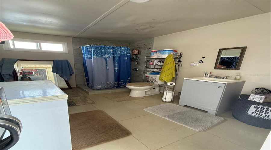 Tampa, Florida 33619, 3 Bedroom Bedrooms, ,1 Bathroombathrooms,Residential,For Sale,Welborn,0,Mfrtb8542736