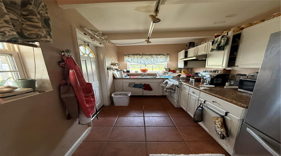 Tampa, Florida 33619, 3 Bedroom Bedrooms, ,1 Bathroombathrooms,Residential,For Sale,Welborn,0,Mfrtb8542736