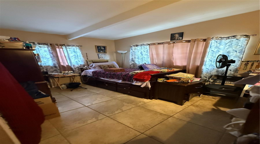 Tampa, Florida 33619, 3 Bedroom Bedrooms, ,1 Bathroombathrooms,Residential,For Sale,Welborn,0,Mfrtb8542736