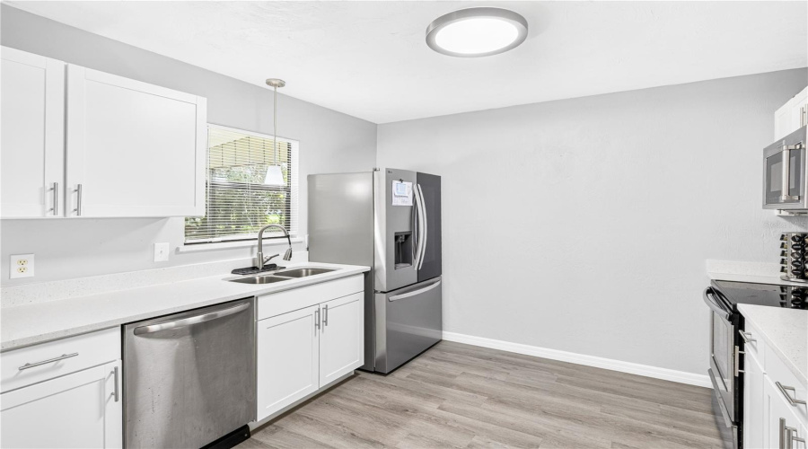 Edgewater, Florida 32141, 3 Bedroom Bedrooms, ,2 Bathroombathrooms,Residential,For Sale,Unity Tree,0,Mfrns1089102