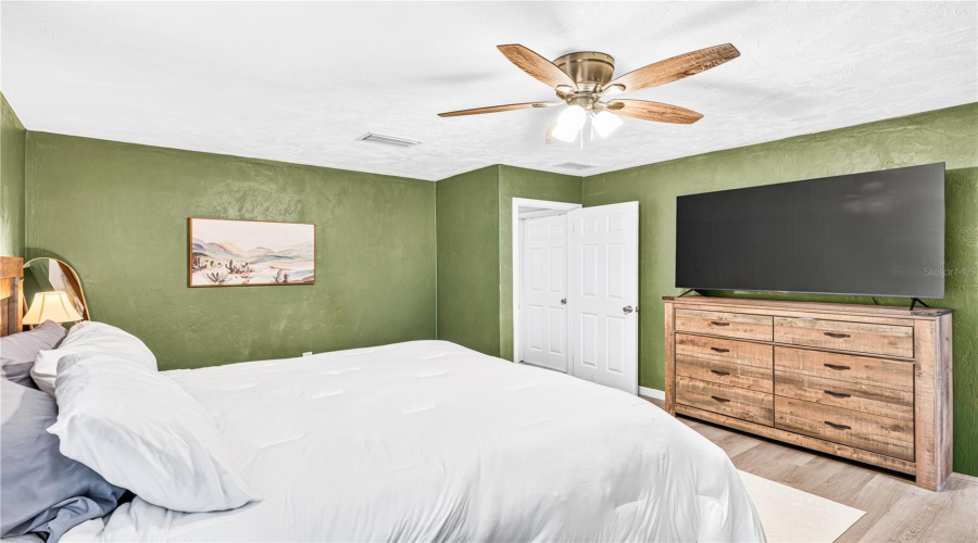 Edgewater, Florida 32141, 3 Bedroom Bedrooms, ,2 Bathroombathrooms,Residential,For Sale,Unity Tree,0,Mfrns1089102