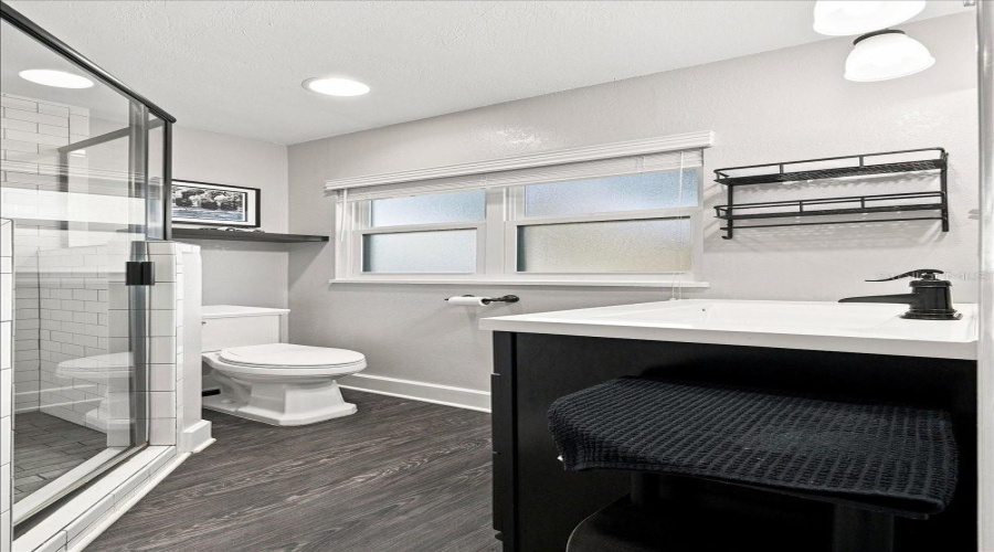 Lakeland, Florida 33803, 2 Bedroom Bedrooms, ,2 Bathroombathrooms,Residential,For Sale,South,0,Mfrl4964557