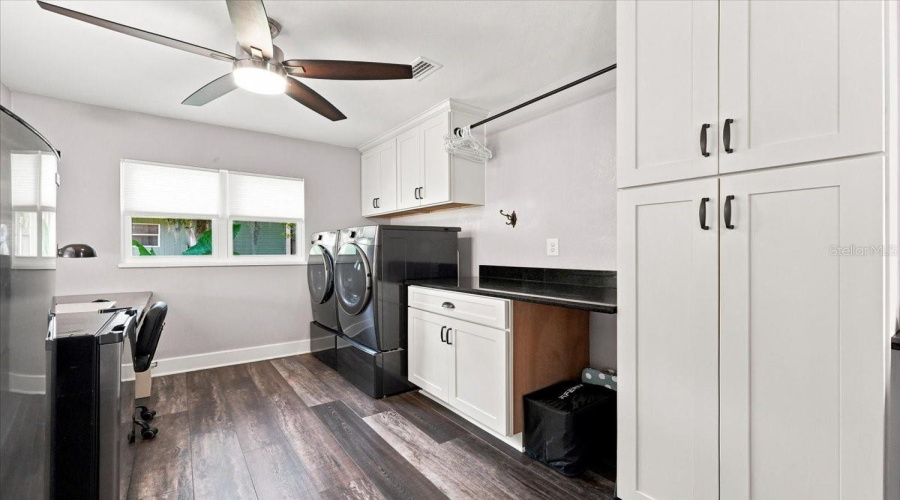 Lakeland, Florida 33803, 2 Bedroom Bedrooms, ,2 Bathroombathrooms,Residential,For Sale,South,0,Mfrl4964557