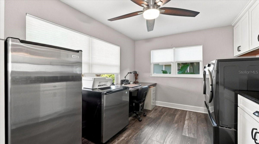Lakeland, Florida 33803, 2 Bedroom Bedrooms, ,2 Bathroombathrooms,Residential,For Sale,South,0,Mfrl4964557