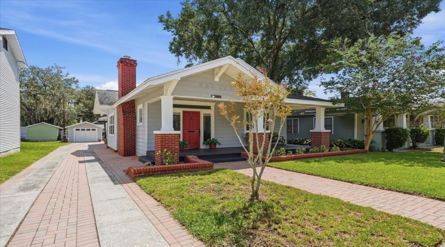 Lakeland, Florida 33803, 2 Bedroom Bedrooms, ,2 Bathroombathrooms,Residential,For Sale,South,0,Mfrl4964557