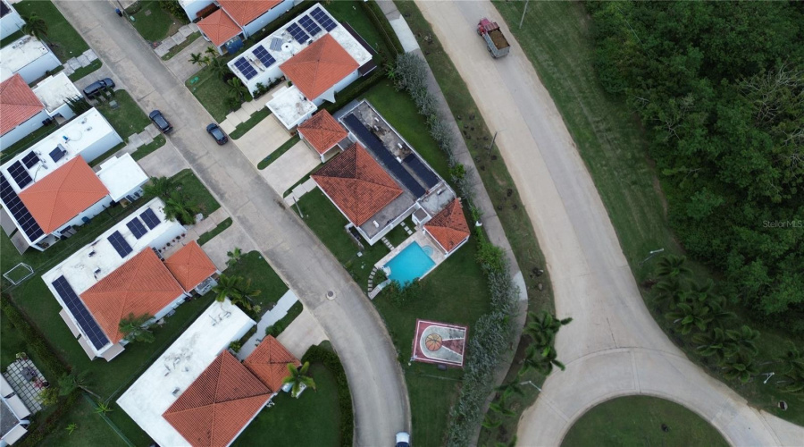 Juncos, Puerto Rico 00777, 4 Bedroom Bedrooms, ,4 Bathroombathrooms,Residential,For Sale,1,0,Mfrpr9123714